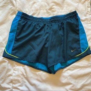 Nike Dri-Fit Athletic Shorts Medium